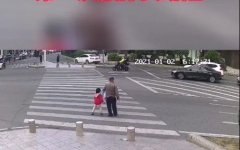 娱乐吃瓜酱爷爷闯红灯,娱乐吃瓜酱酱笑翻天